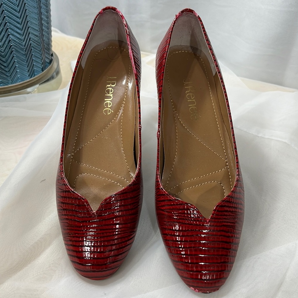 Red Faux Alligator Skin heels, Size 5 M, 1 “ heel